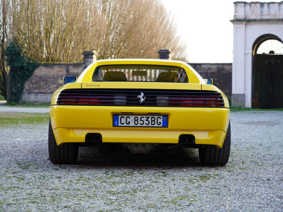 Bild 18/82 von Ferrari 348 TS (1990)