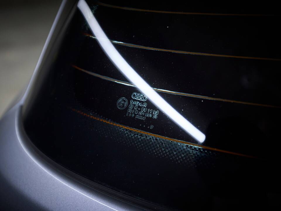 Imagen 21/100 de Audi RS4 Avant (2001)