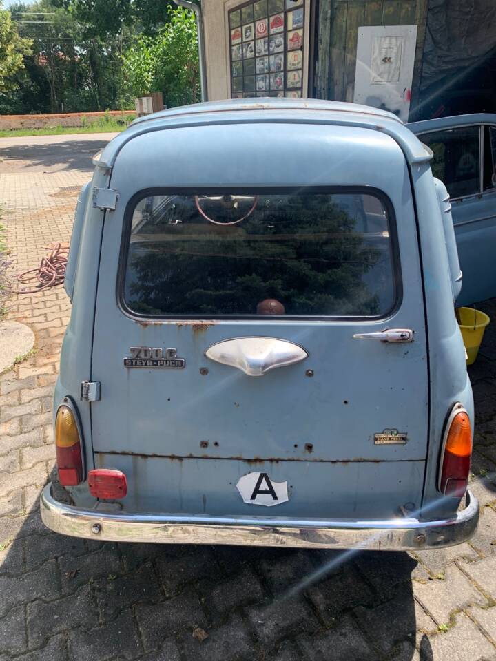 Image 7/25 of Steyr-Puch 700 C (1964)