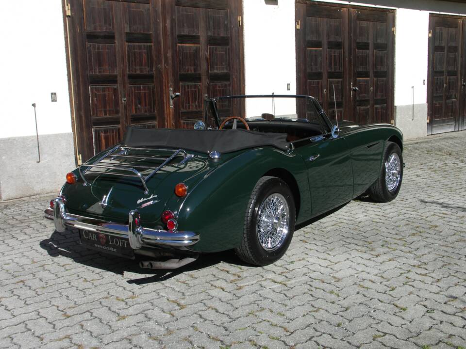 Image 2/40 of Austin-Healey 3000 Mk III (BJ8) (1965)
