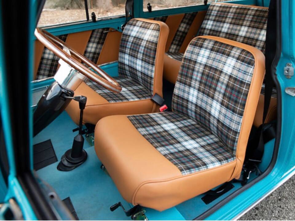 Image 6/11 of Mini 1000 (1977)