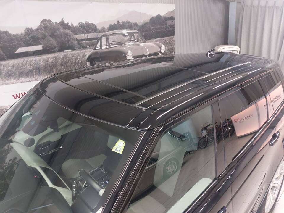 Image 3/26 of Land Rover Range Rover Sport SVR (2021)