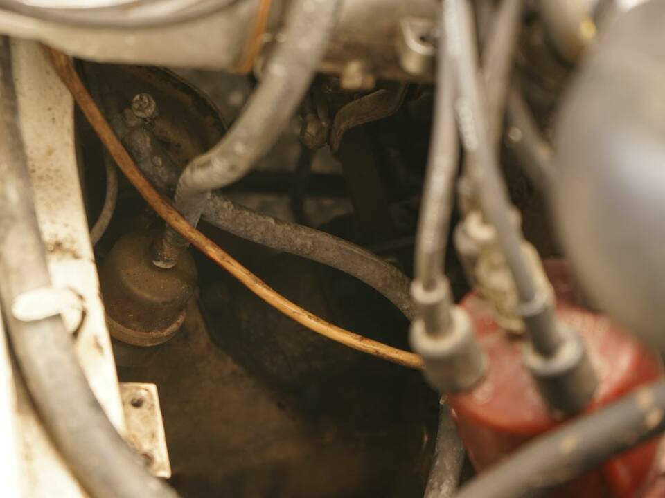 Image 70/100 of Alfa Romeo Giulia Nuova Super 1300 (1977)