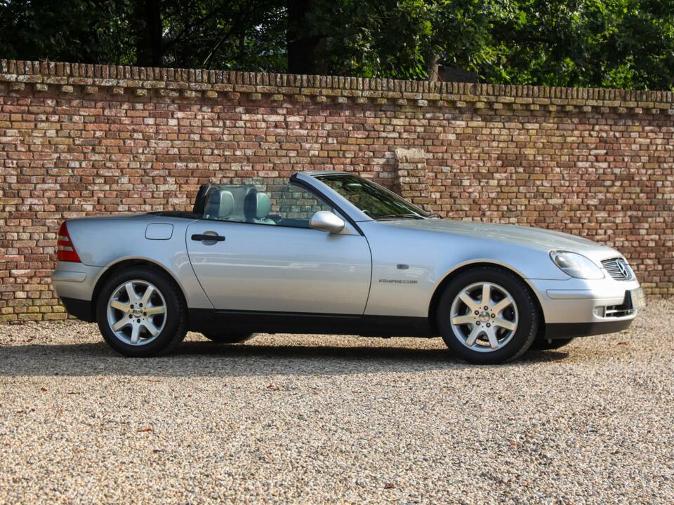 Bild 41/50 von Mercedes-Benz SLK 230 Kompressor (1998)