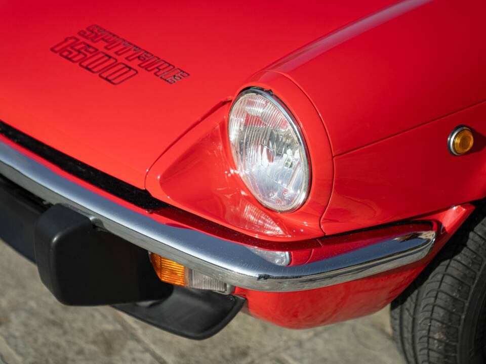 Image 12/50 of Triumph Spitfire 1500 (1976)