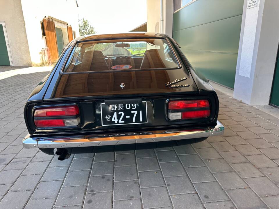 Image 18/69 of Datsun 240 Z (1973)