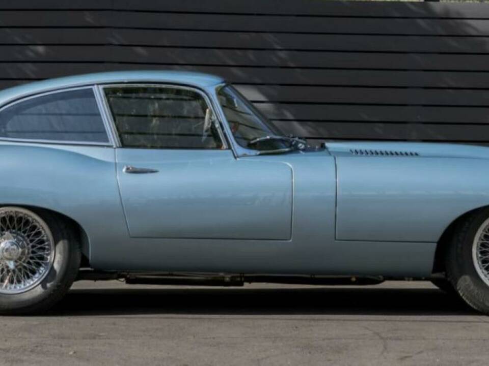 Image 5/50 of Jaguar E-Type 3.8 Flat Floor (1961)