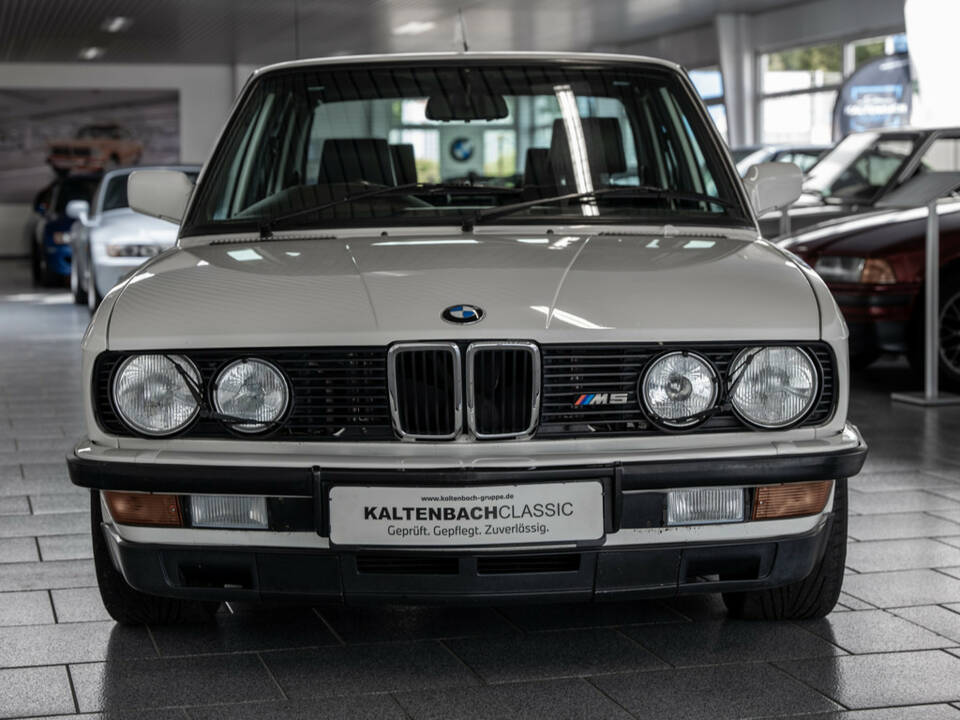 Bild 3/23 von BMW M5 (1987)