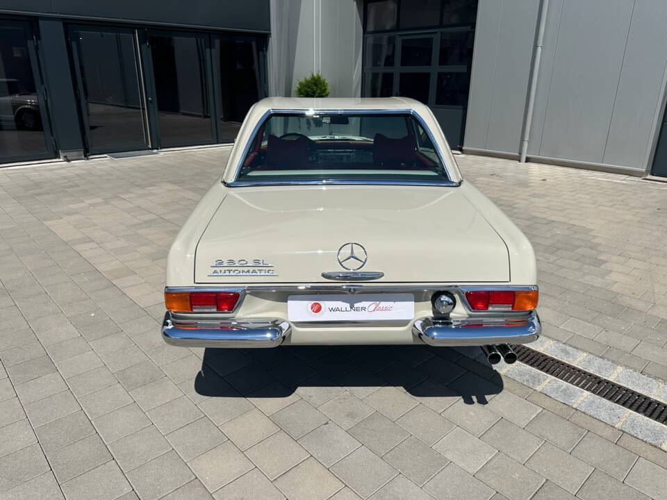 Imagen 30/30 de Mercedes-Benz 280 SL (1970)