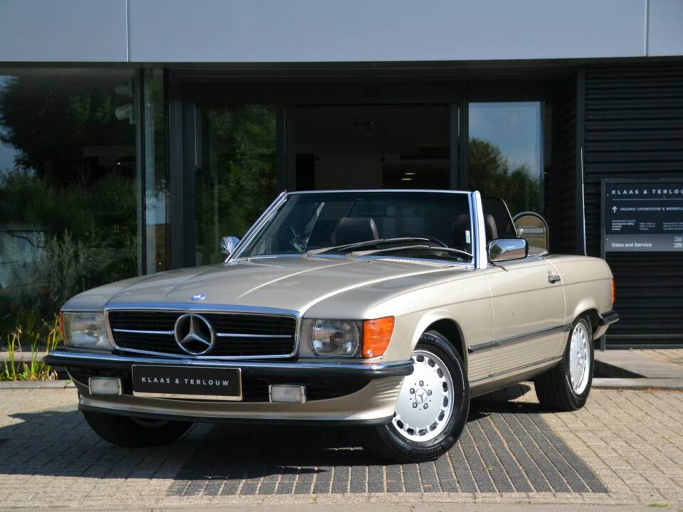 Image 1/79 de Mercedes-Benz 560 SL (1988)