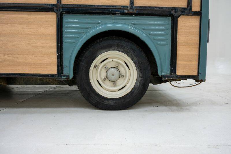 Image 2/15 of Citroën HY (1959)