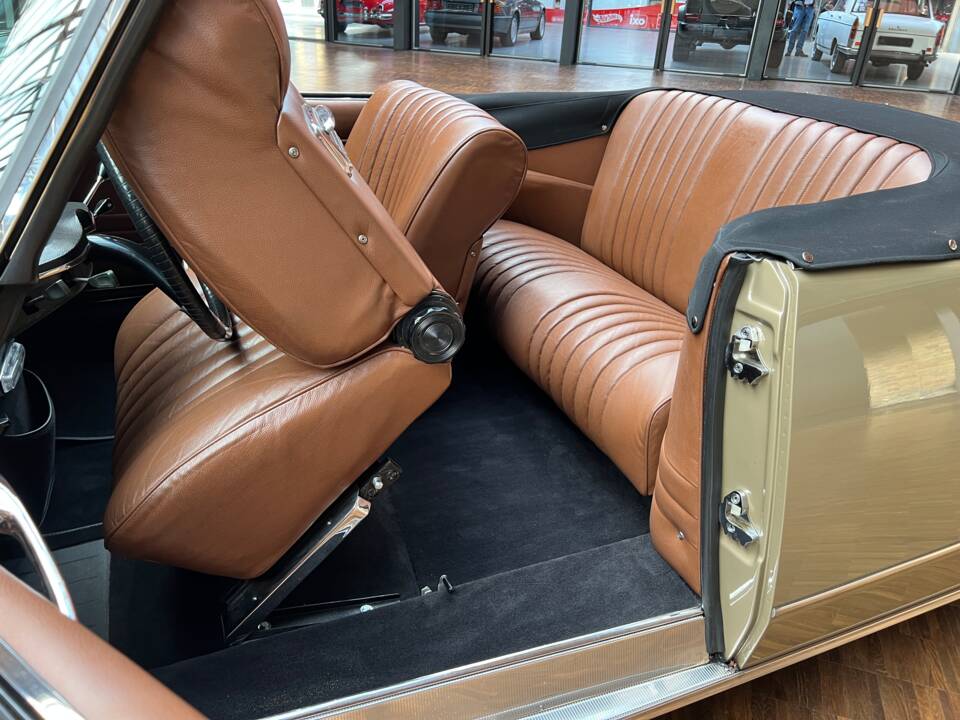 Imagen 22/31 de Citroën DS 21 Usine (1970)
