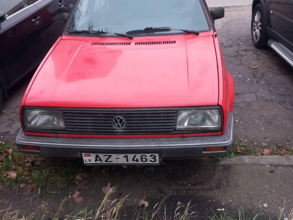 Image 2/8 of Volkswagen Jetta II 1.6 (1984)