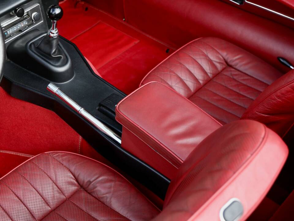 Afbeelding 34/50 van Jaguar E-Type V12 (1973)