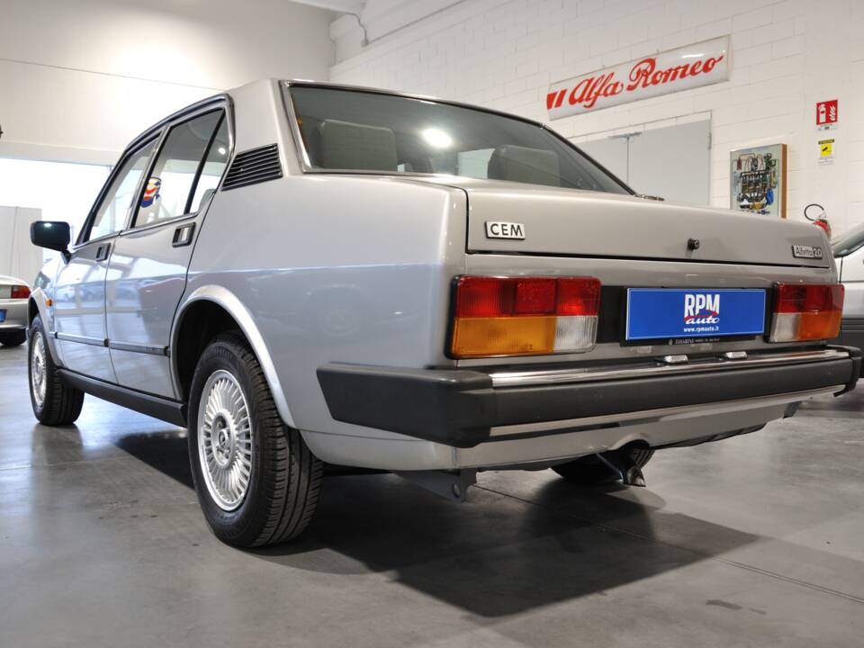 Image 5/49 of Alfa Romeo Alfetta 2.0 (1983)
