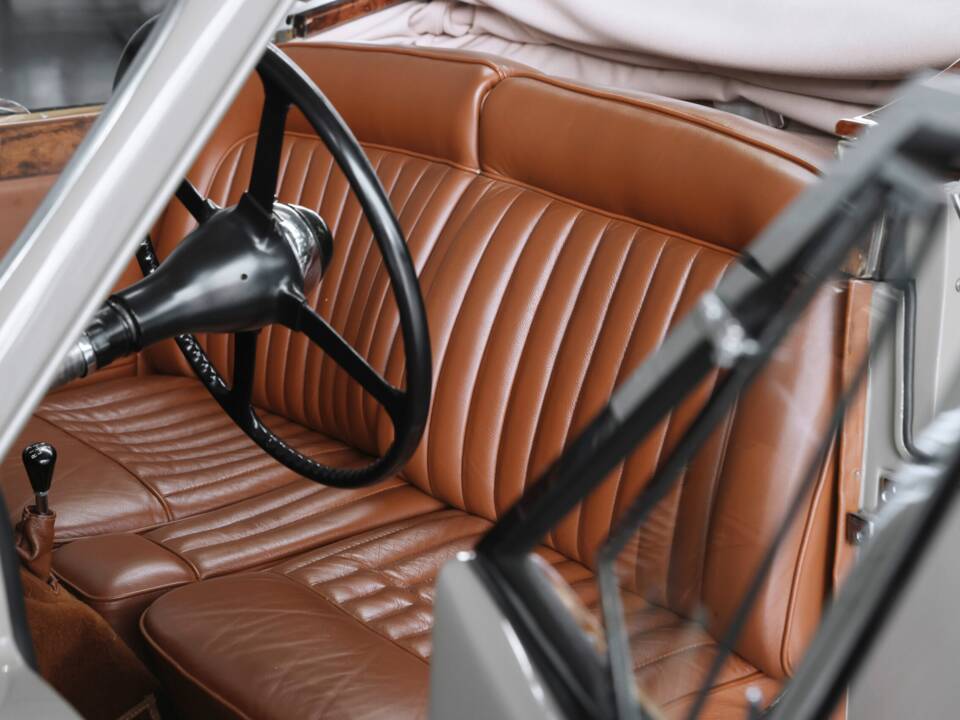 Bild 27/50 von Jaguar XK 120 DHC (1953)