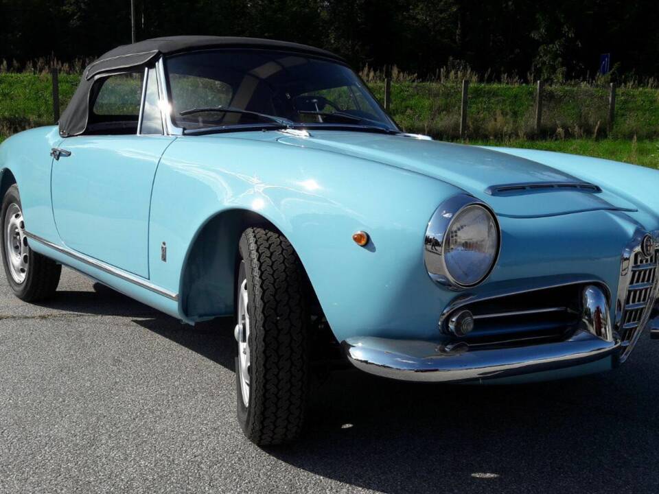 Afbeelding 16/18 van Alfa Romeo Giulia 1600 Spider Veloce (1965)