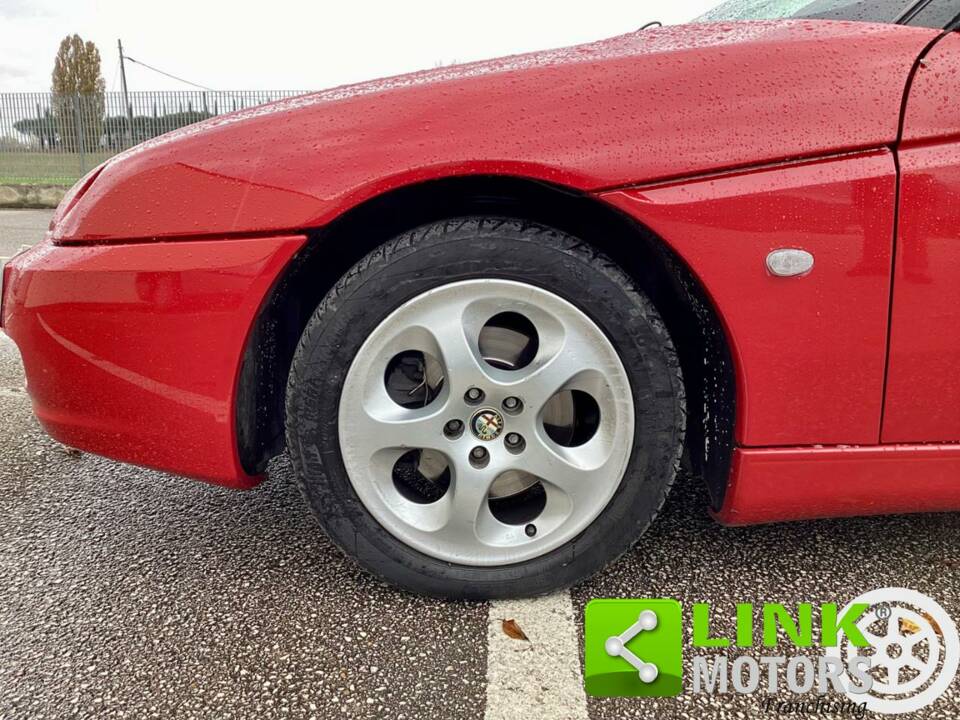 Image 9/10 of Alfa Romeo Spider 2.0 Twin Spark 16V (1995)