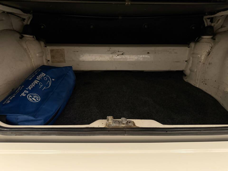 Bild 17/17 von Volkswagen Golf I Cabrio GLi 1.8 (1989)