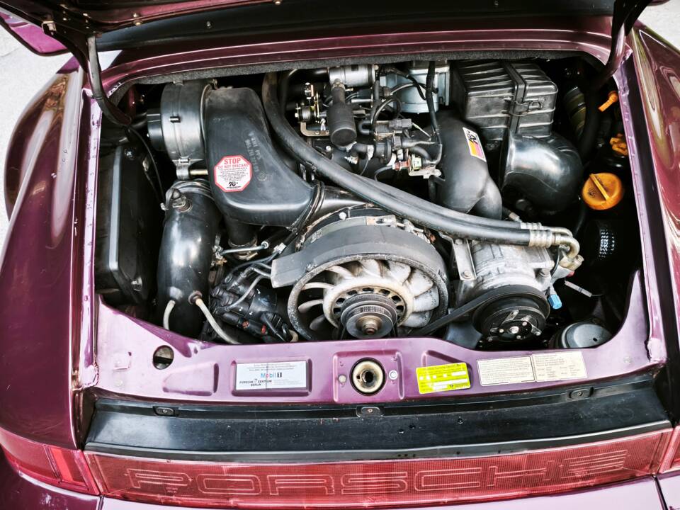 Bild 18/31 von Porsche 911 Carrera (WTL) (1990)