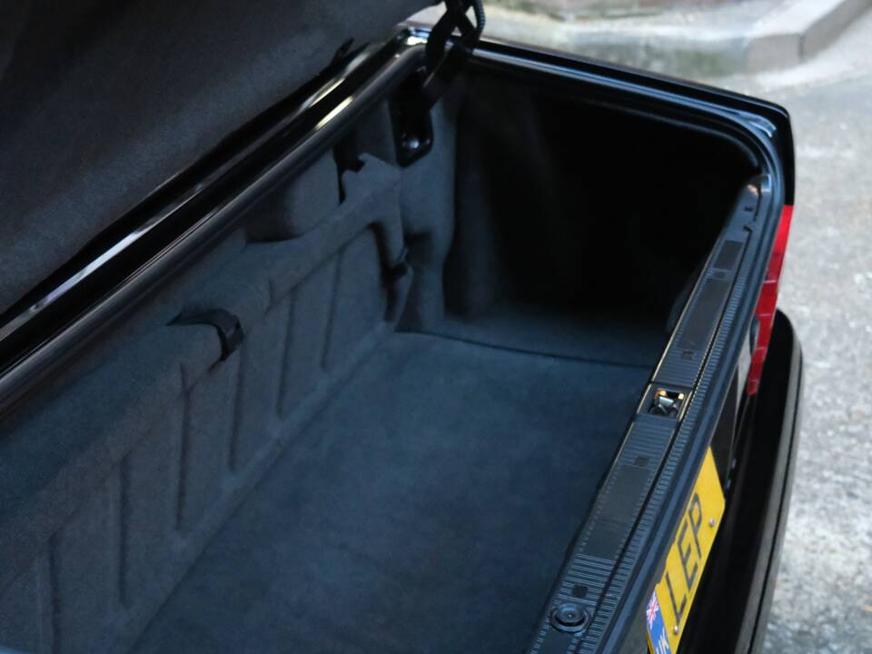 Image 43/100 of Mercedes-Benz SL 600 (1998)