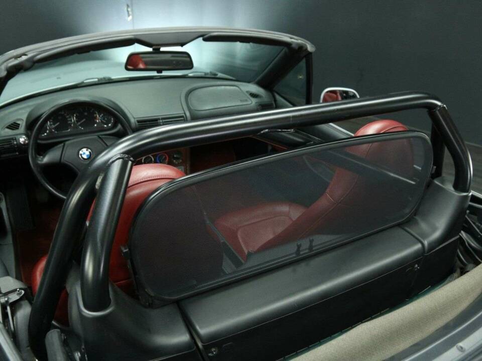 Bild 22/30 von BMW Z3 2.8 (1997)