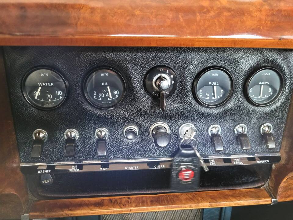 Bild 15/37 von Jaguar Mk II 3.4 (1964)