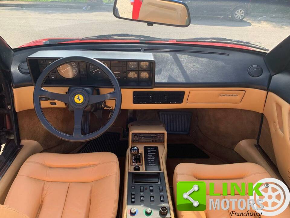 Image 2/10 of Ferrari Mondial Quattrovalvole (1985)