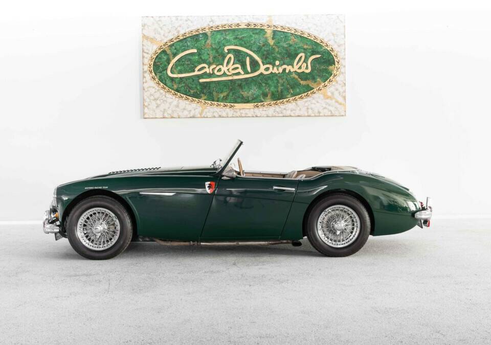 Image 2/27 of Austin-Healey 3000 Mk II (BN7) (1961)