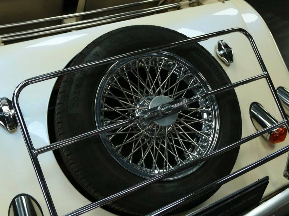 Image 42/50 of Morgan Plus 8 Inj. (1987)