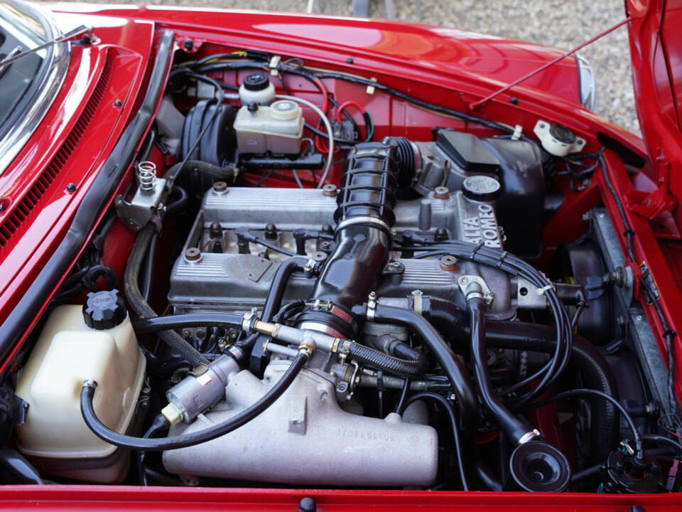 Image 42/50 of Alfa Romeo 2.0 Spider (1990)