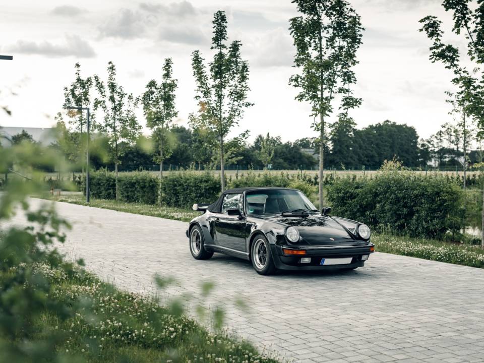 Immagine 3/22 di Porsche 911 Turbo 3.3 (1989)