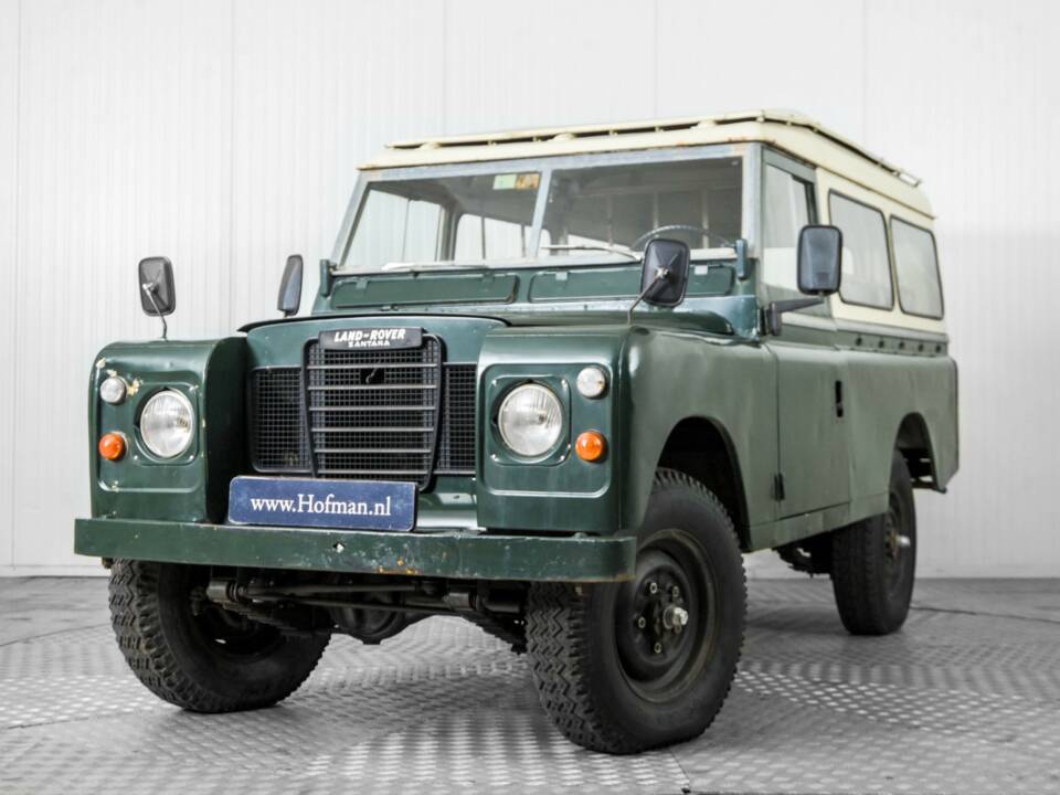 Image 3/50 of Land Rover 109 (1978)