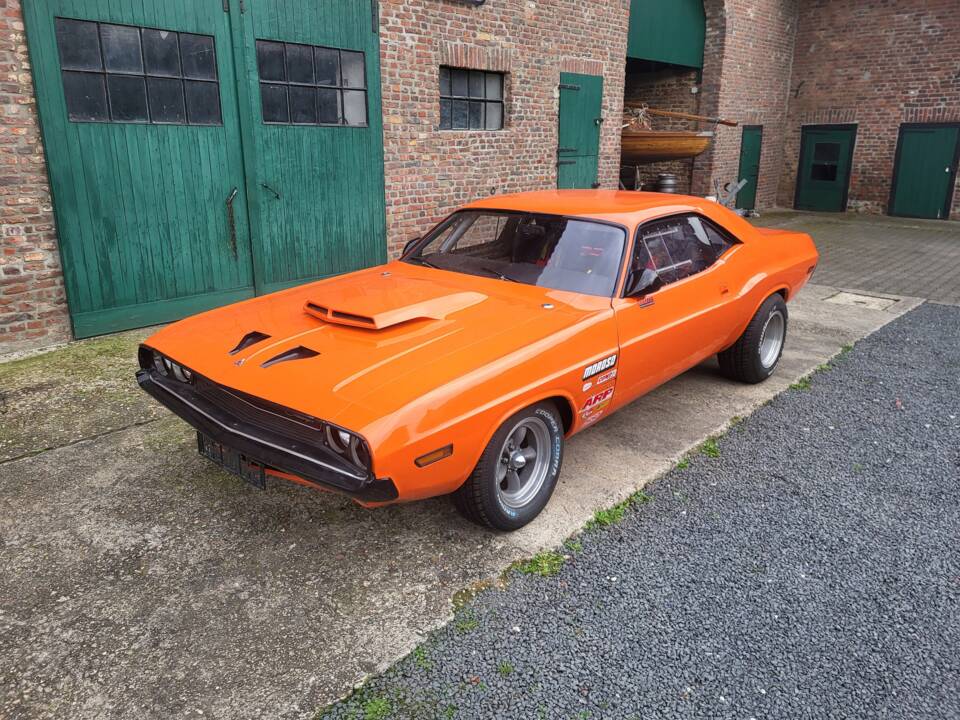 Image 2/46 de Dodge Challenger R&#x2F;T 440 Six-Pack (1970)