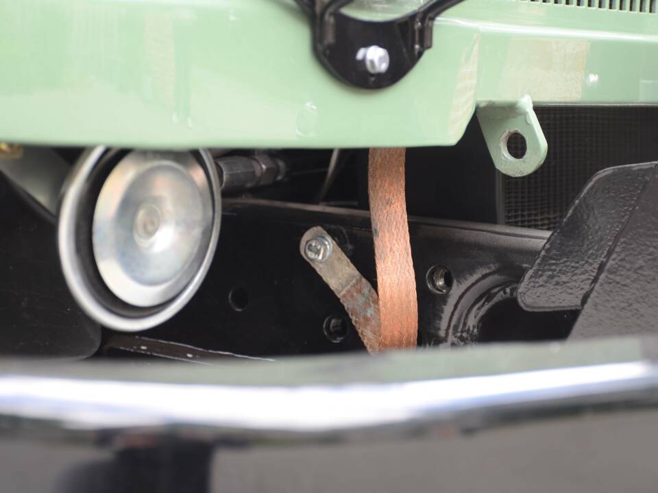 Image 59/71 of Mercedes-Benz Unimog U52 (1983)
