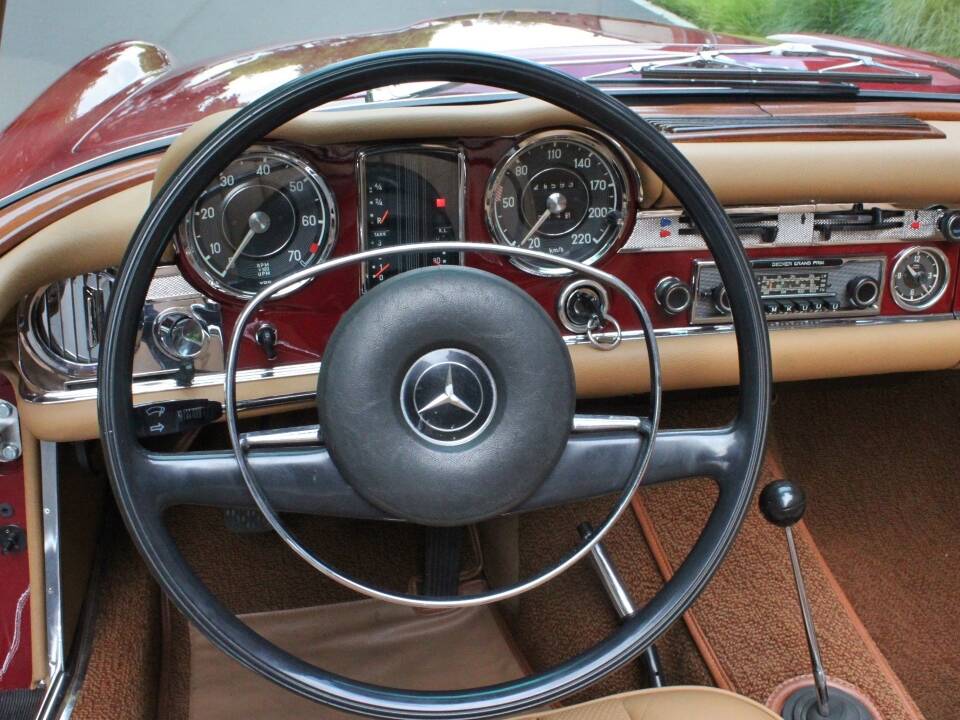 Imagen 6/16 de Mercedes-Benz 280 SL (1969)