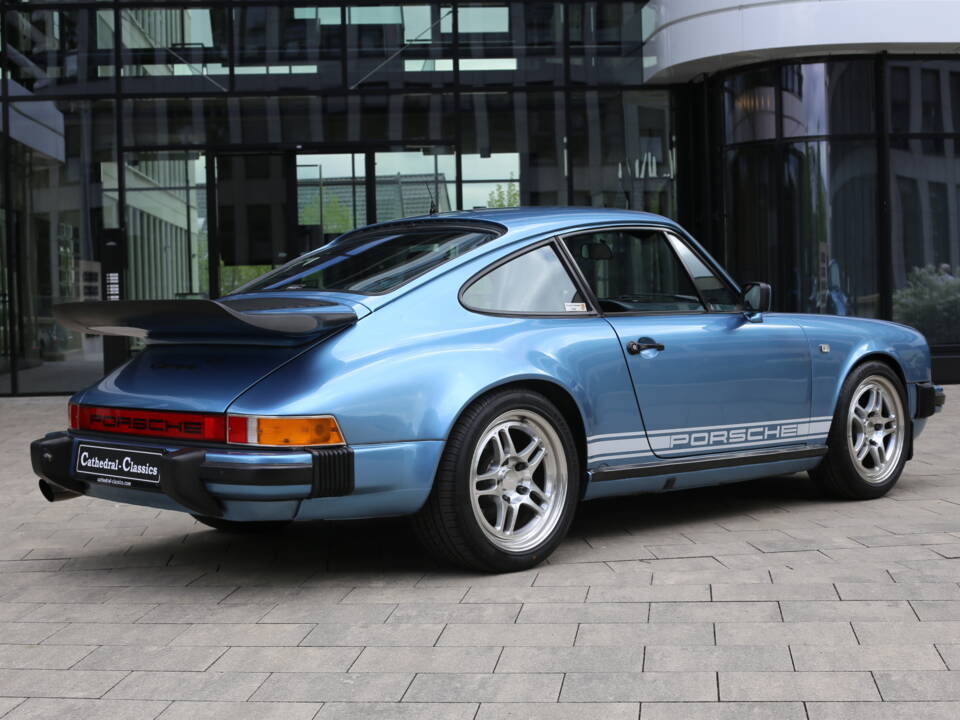 Bild 36/51 von Porsche 911 Carrera 3.2 (1984)