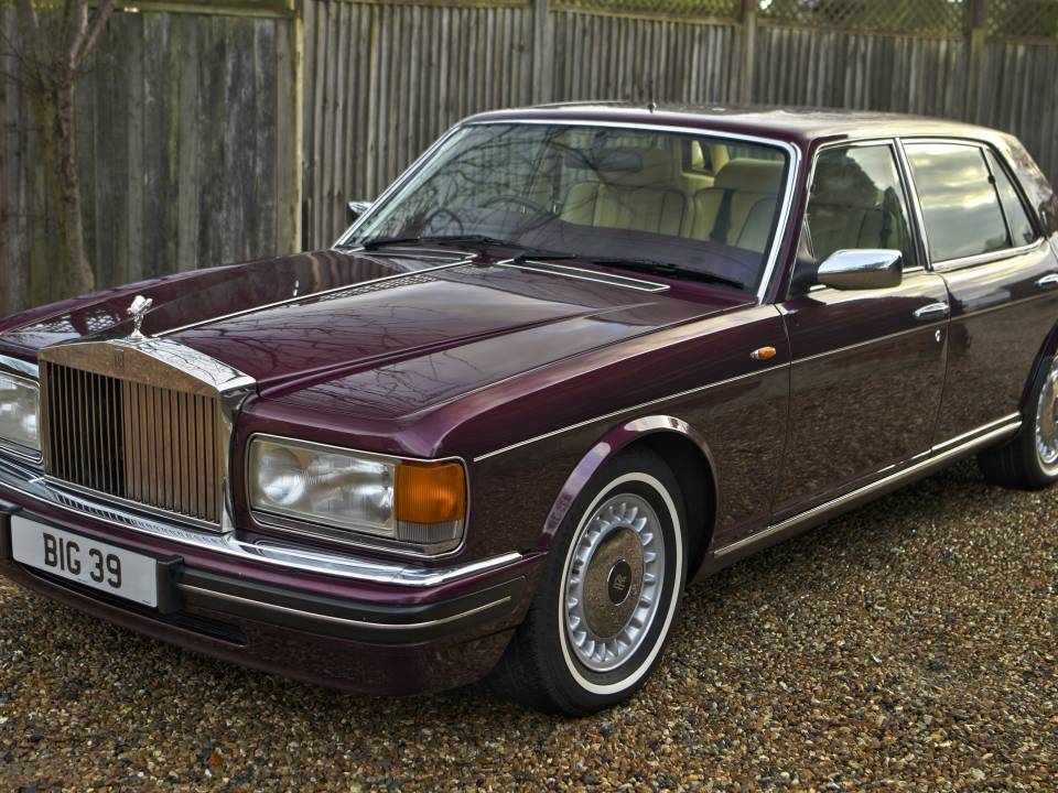 Image 15/50 of Rolls-Royce Silver Spur IV (1997)