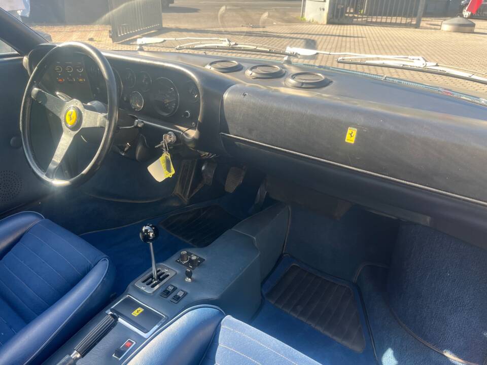 Bild 23/28 von Ferrari Dino 208 GT4 (1976)