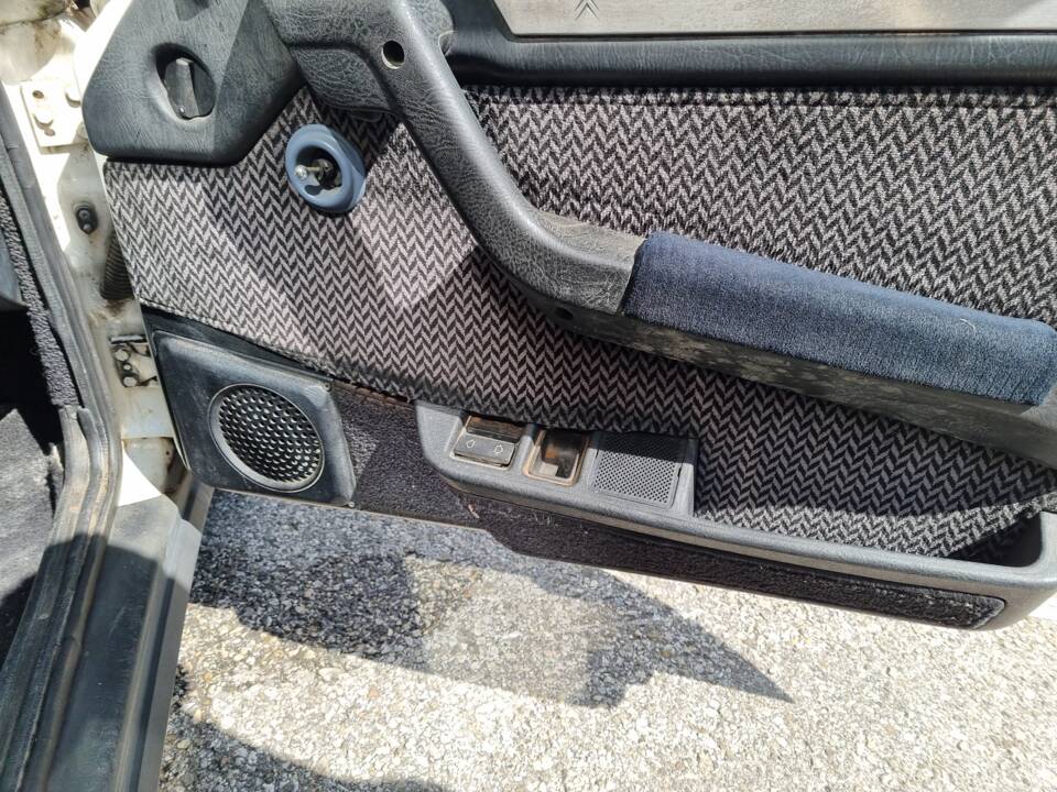 Bild 67/95 von Citroën CX 25 Turbo Diesel Break Heuliez (1987)