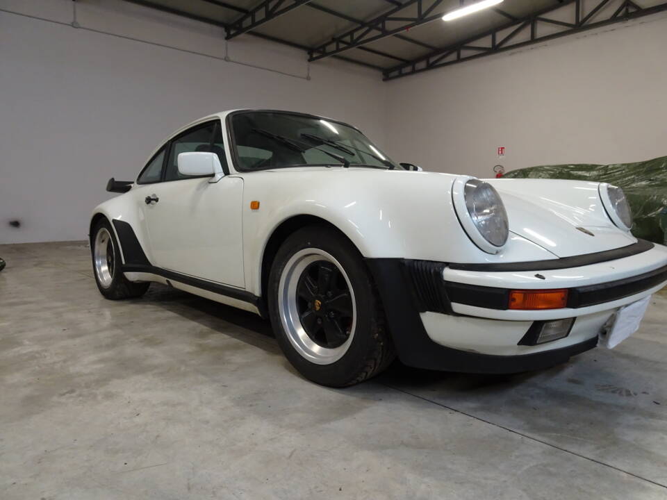 Imagen 4/24 de Porsche 911 Turbo 3.3 (1984)