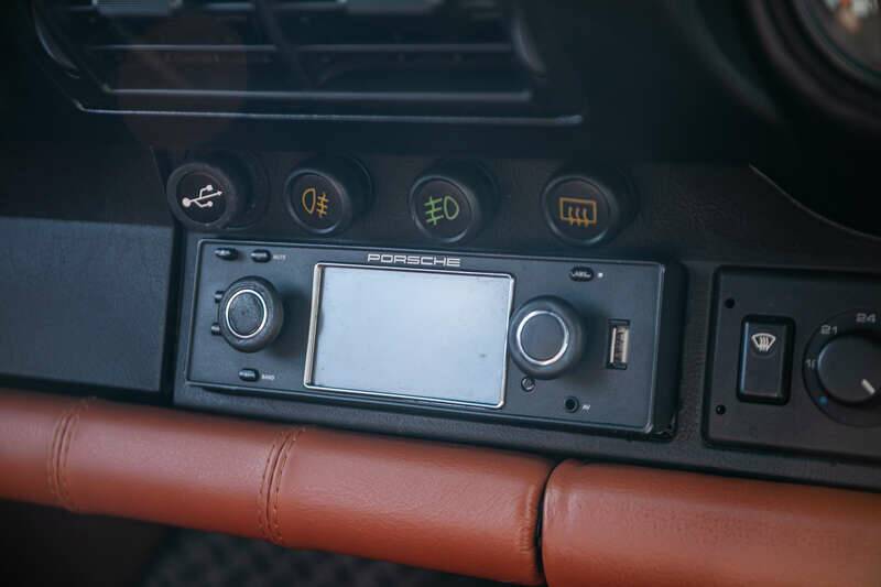 Bild 16/33 von Porsche 911 Carrera 2 (1990)