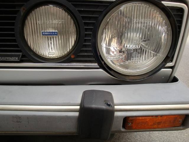 Bild 19/28 von Volkswagen Golf Mk I Convertible 1.6 (1983)