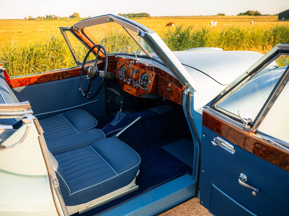 Imagen 14/22 de Jaguar XK 140 SE DHC (1955)