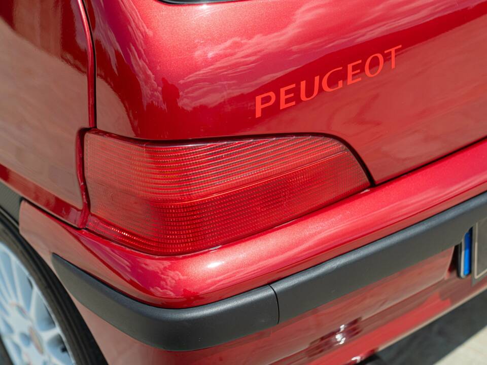 Imagen 19/50 de Peugeot 106 1.1 (2003)