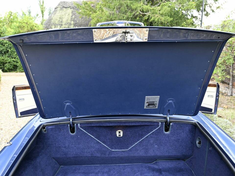Imagen 49/50 de Rolls-Royce Corniche III (1991)