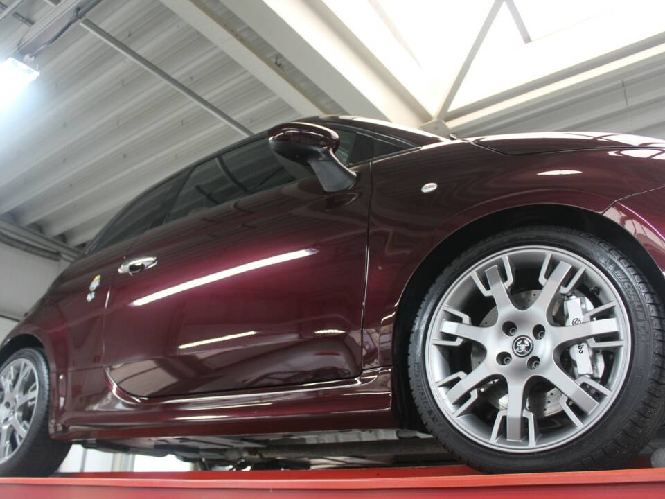 Afbeelding 20/50 van Abarth 695 "Edizione Maserati" (2013)