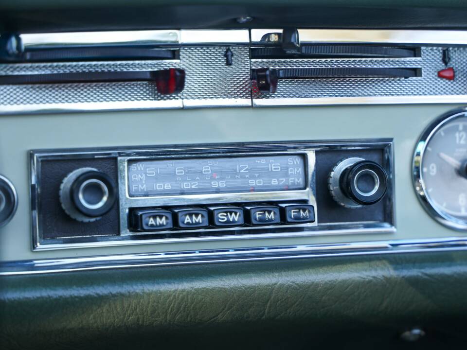 Bild 44/50 von Mercedes-Benz 230 SL (1967)