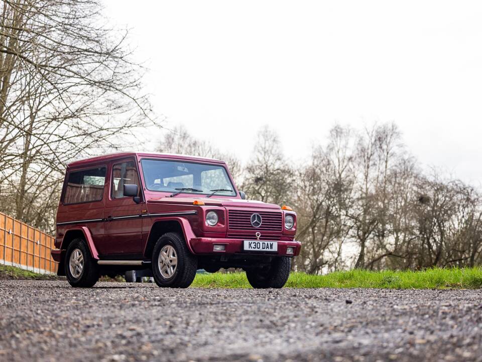 Image 9/32 of Mercedes-Benz 300 GD (kurz) (1992)