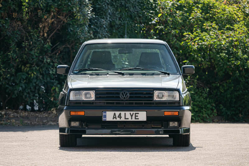 Imagen 6/50 de Volkswagen Golf Mk II GTi G60 1.8 (1989)